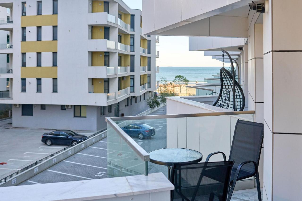 Mg Brothers Apartment In Infinity Beach Resort Mamaia Exterior foto