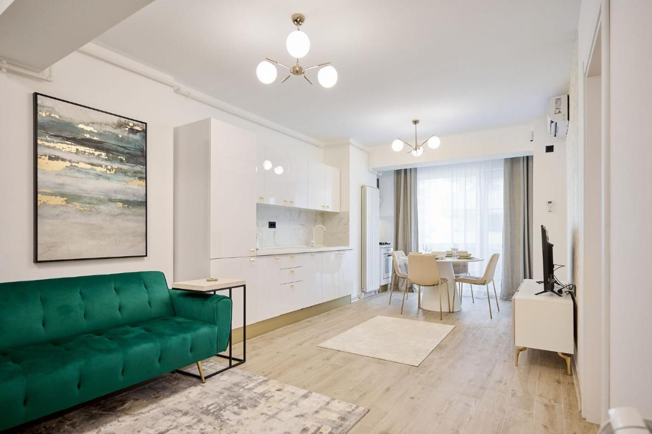 Mg Brothers Apartment In Infinity Beach Resort Mamaia Exterior foto