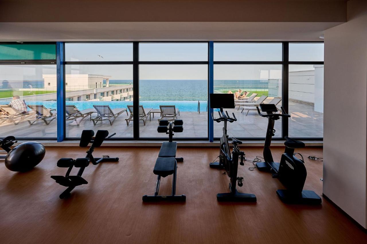 Mg Brothers Apartment In Infinity Beach Resort Mamaia Exterior foto